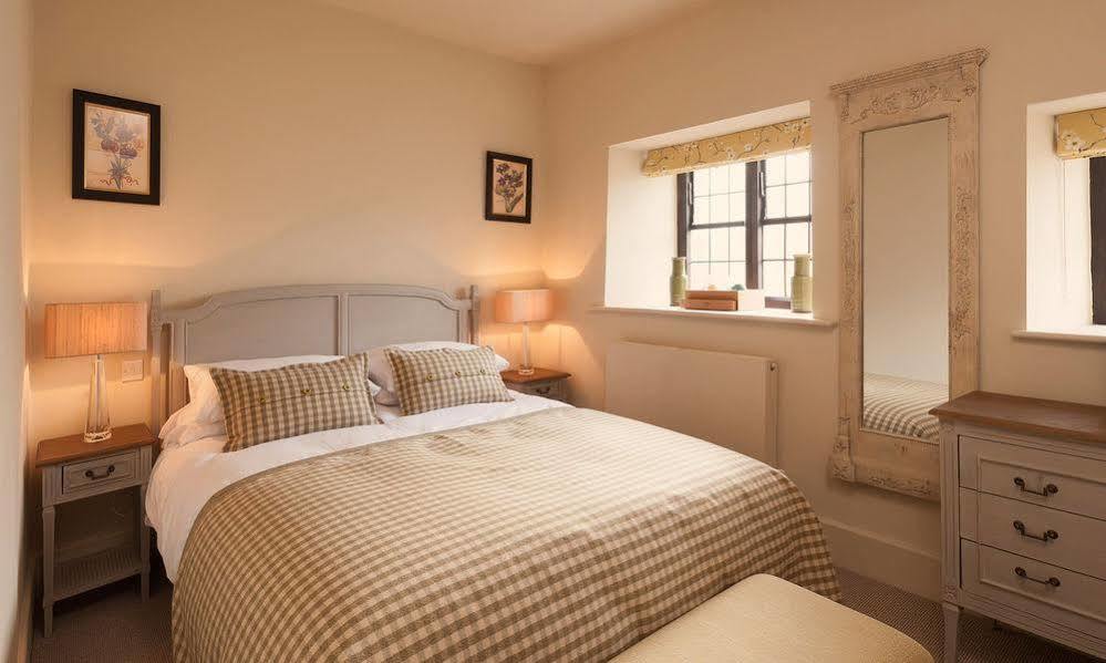 Hotel The Crown Shipton under Wychwood Exteriér fotografie